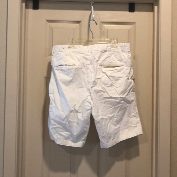 White American Eagle Prep Shorts - Picture 2 of 3
